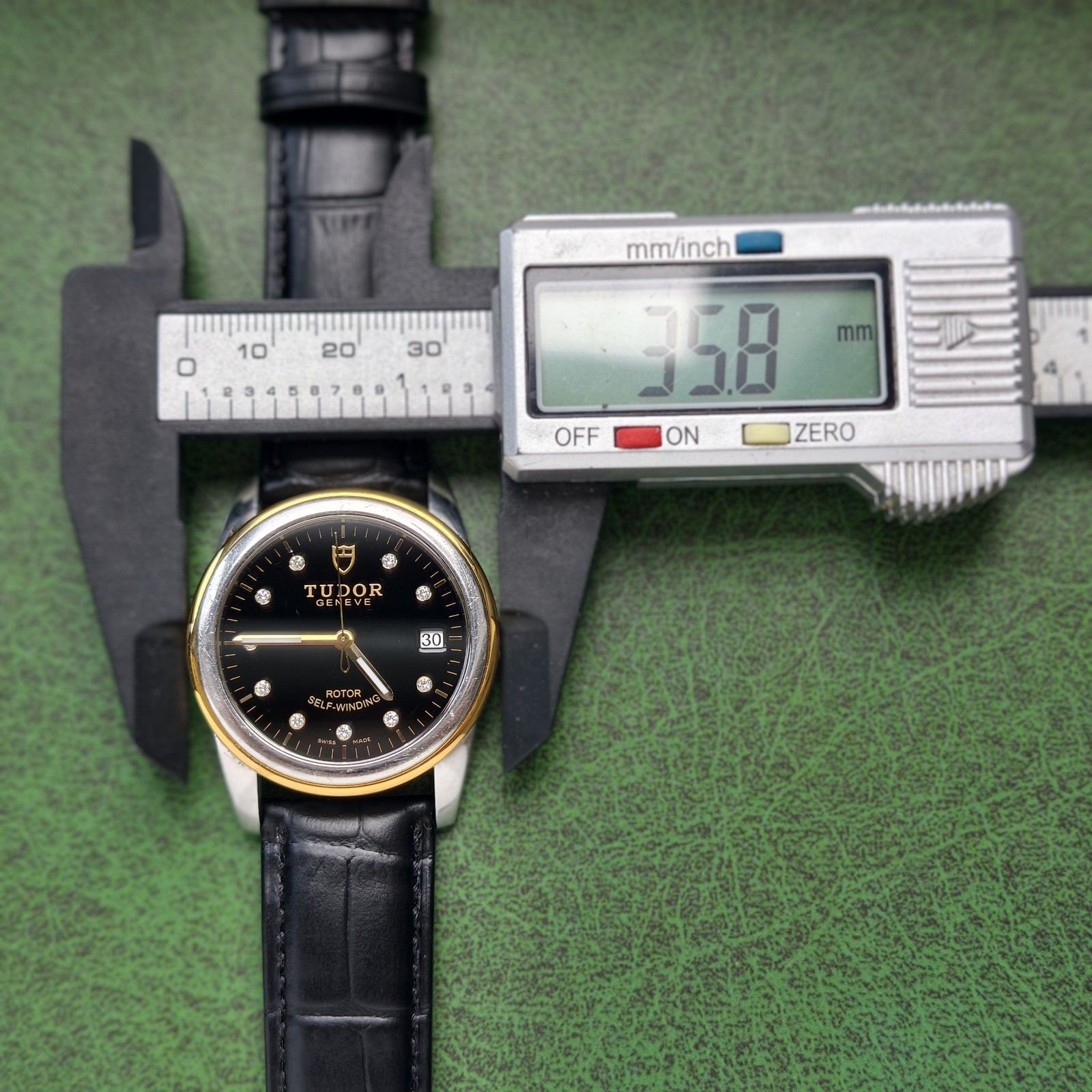 Tudor Black Dial Glamour M55003-0037 Men’s Watch Automatic 35.8mm Date Gilding