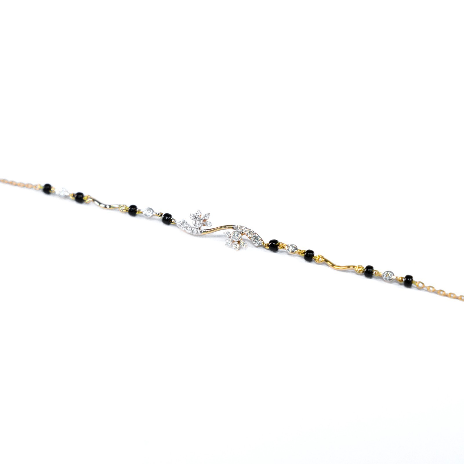 18 KARAT MANGALSUTRA BRACELET | NATURAL DIAMOND | IGI CERTIFIED | YELLOW GOLD