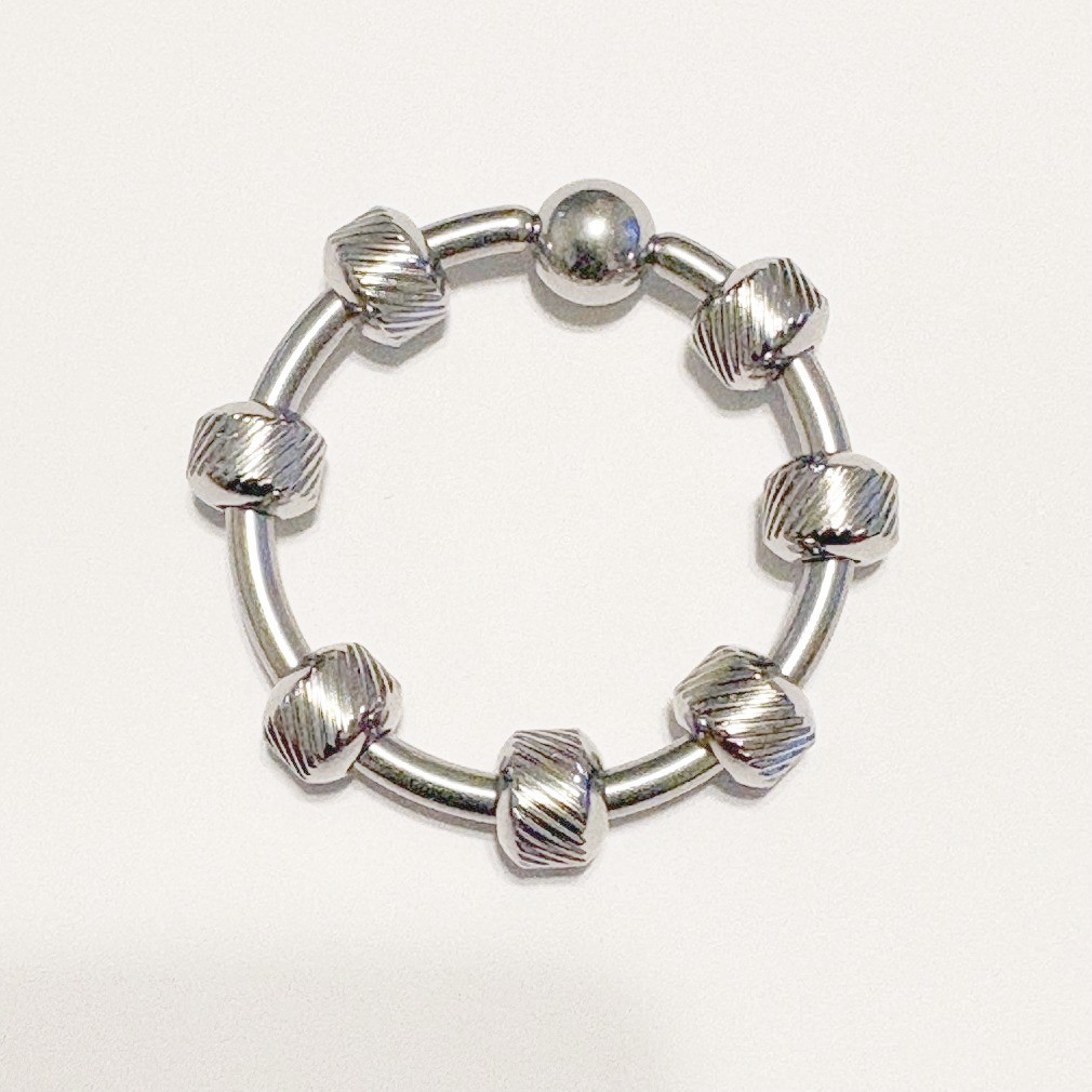 Angle RIBBED BEADED FRENUM RING Surgical Steel 8 G, 1-1/4″ Diameter, 8mm Balls.