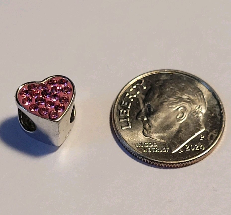 VINTAGE HEART CHARM MARKED 925 STERLING SILVER UNKOWN MAKER with STONES