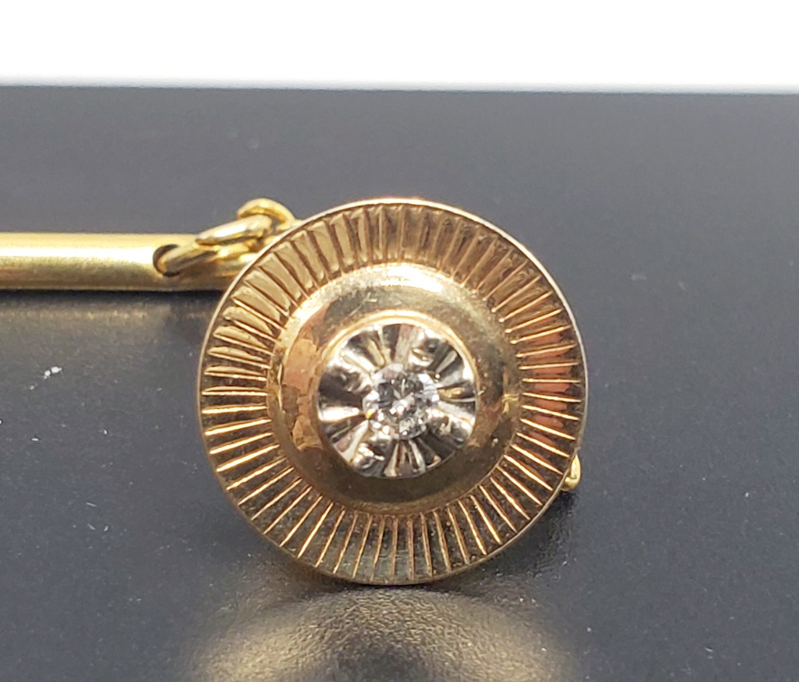 14K Solid Yellow Gold Center 2.5mm Diamond Tie Tack ~0.5” Pin 1.17g