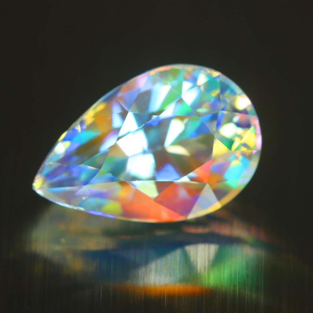 2.88 Cts_Excellent Top Fire_100 % Natural Unheated RAINBOW Moonstone_Madagascar