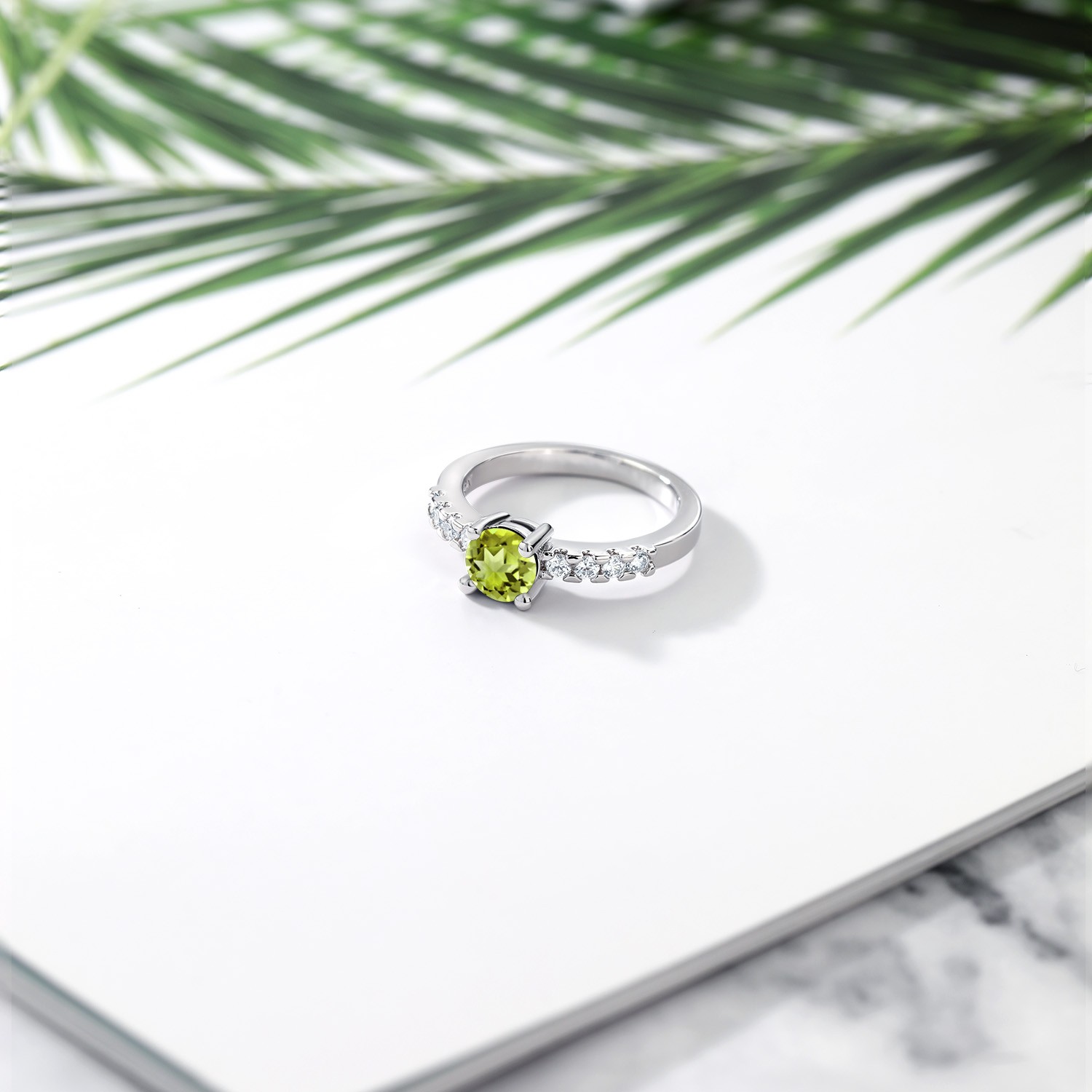 Peridot Engagement Anniversary Promise Ring For Women (1.24 Cttw, Gemstone