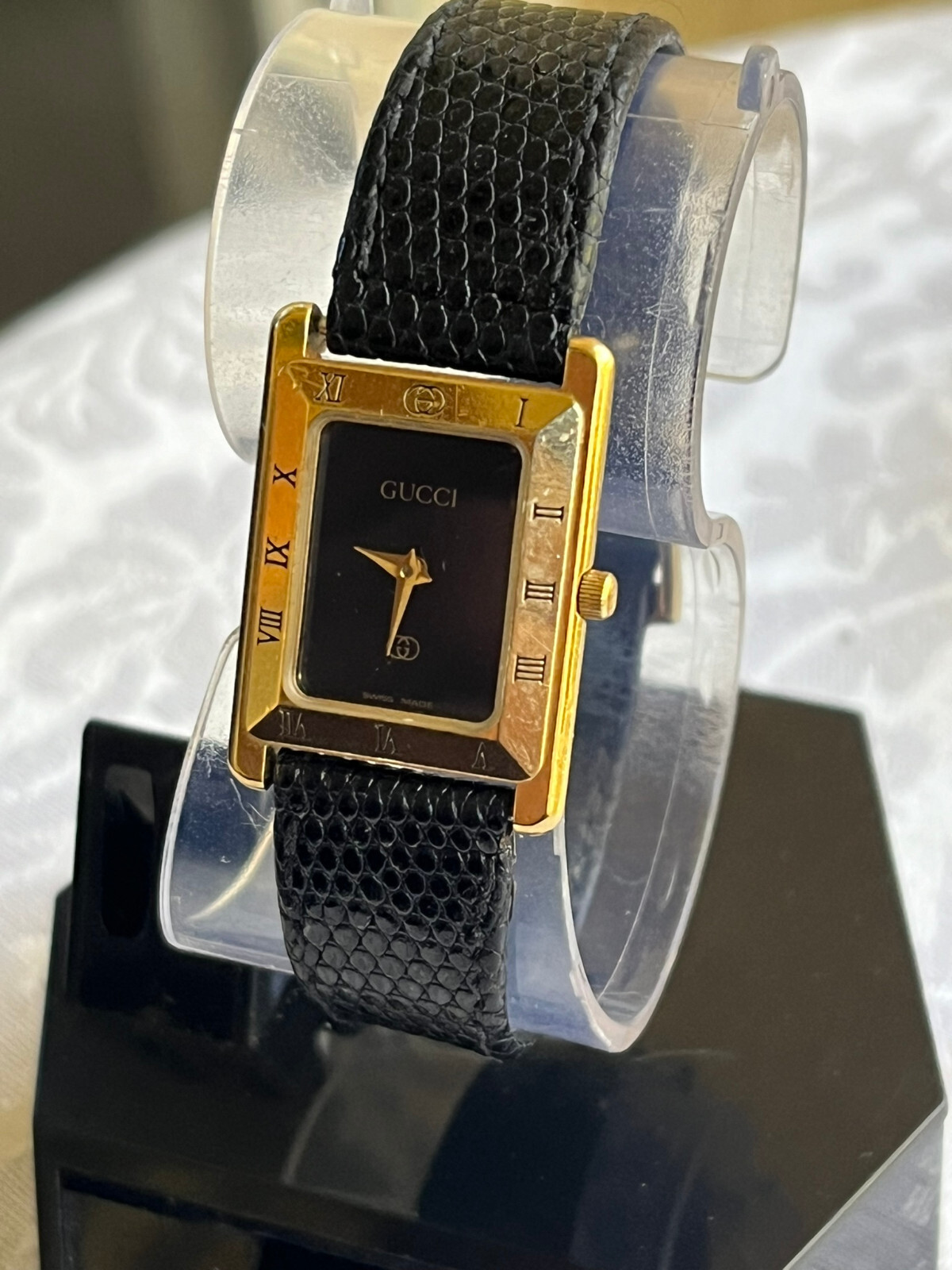 Gucci Women’s Gold-Plated Quartz Watch 4200 w/ Original Leather Band – New Batte