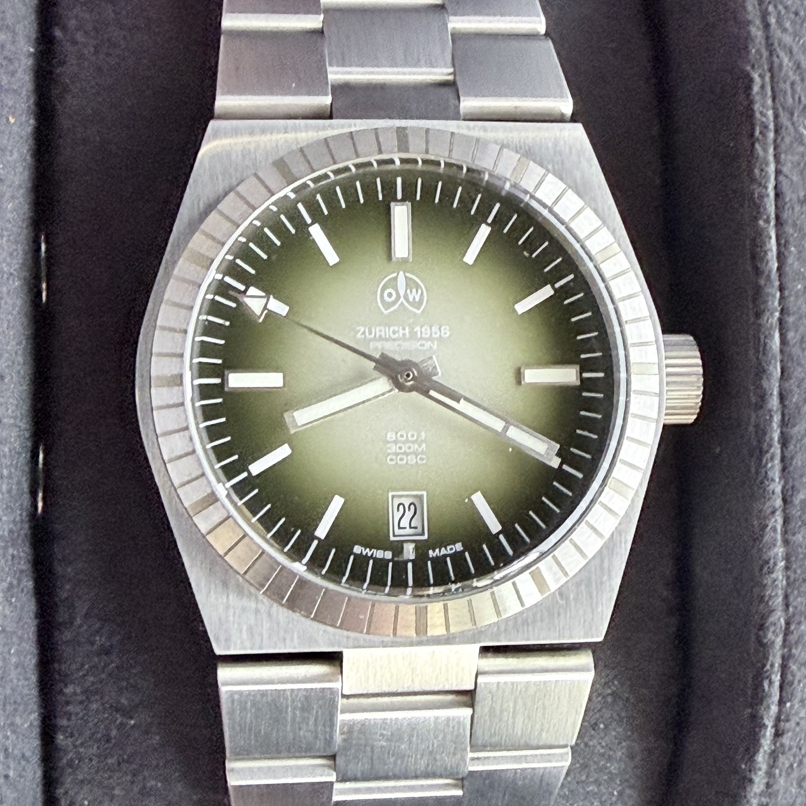 Ollech & Wajs OW 8001 Tundra COSC-Certified chronometer New & Unworn In Box