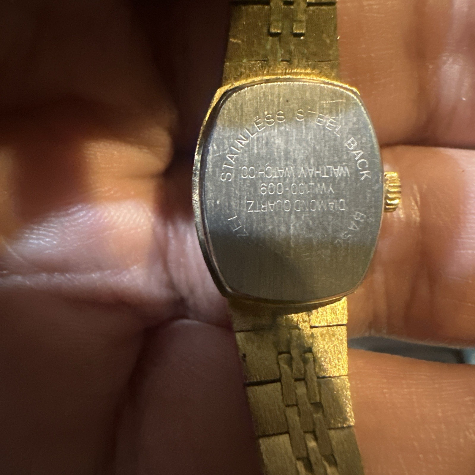 Works Vintage Waltham Diamond Quartz Ladies Watch Gold tone 16mm Fit 6.25” Runs