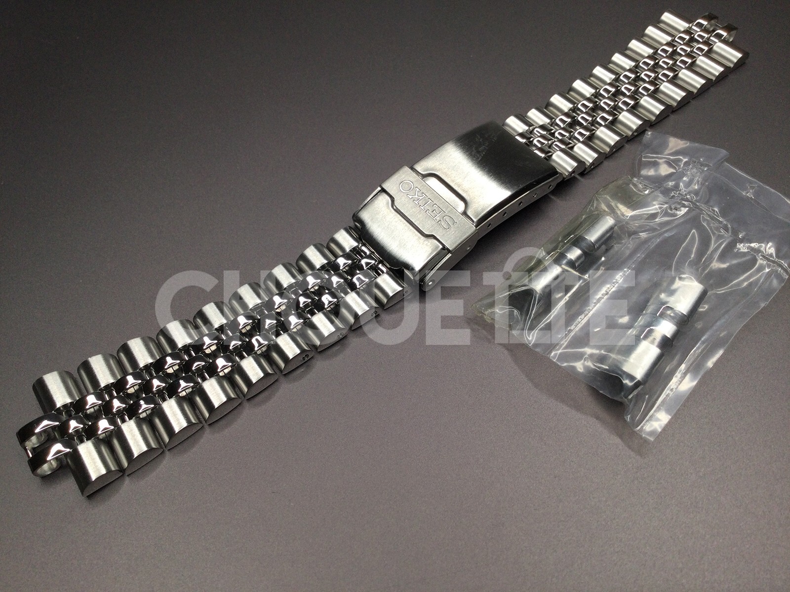Seiko SKX007, SKX009 22mm Jubilee Stainless Steel Bracelet with PINS – 44G1JZ –