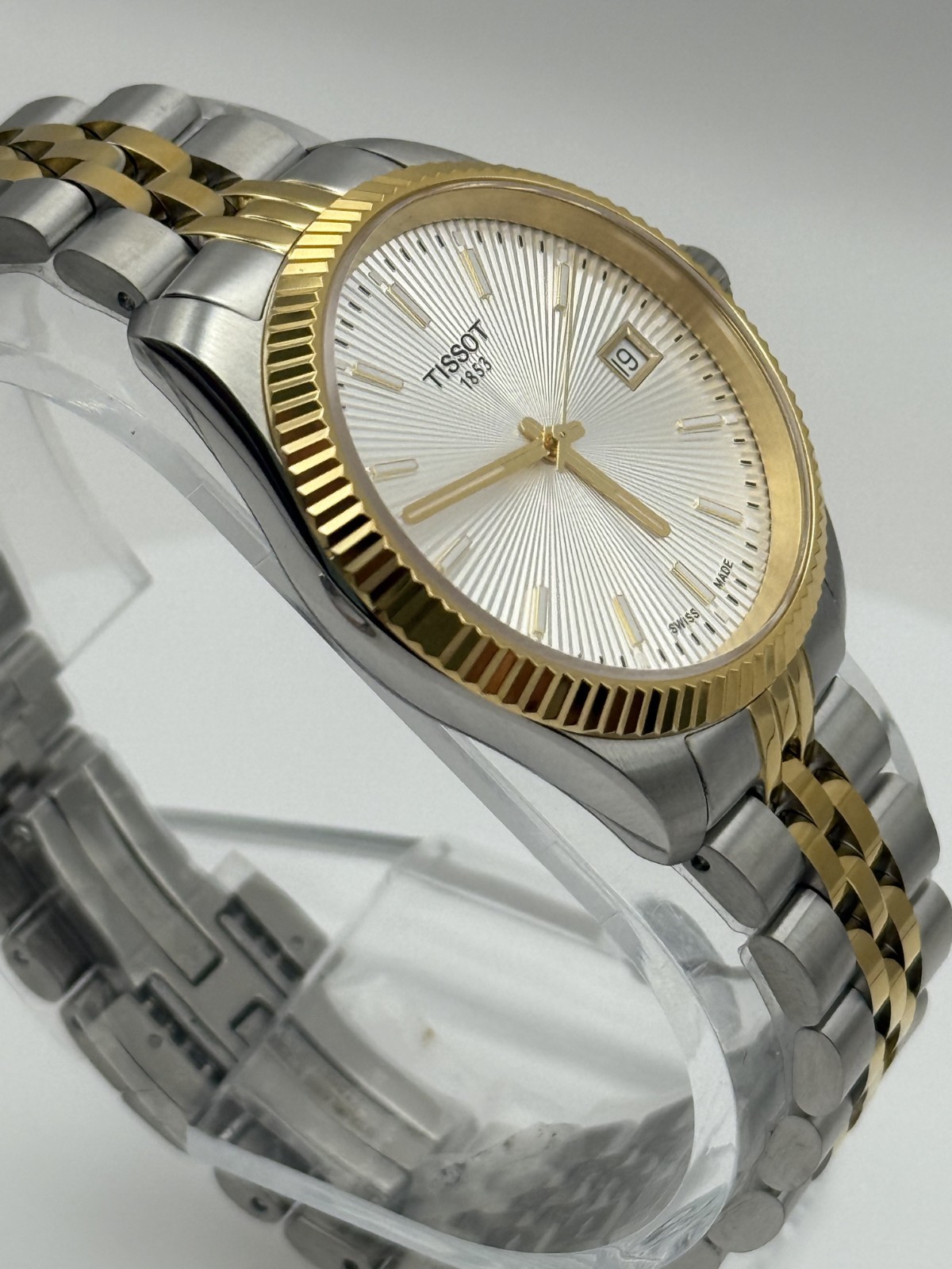 Tissot Ballade Quartz Silver Dial Ladies 34mm. Watch T1562102203100