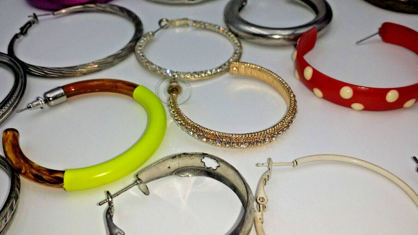 Earrings Pierced Hoop Singles Red Purple Silver-tone Golden Yellow Lot of 25