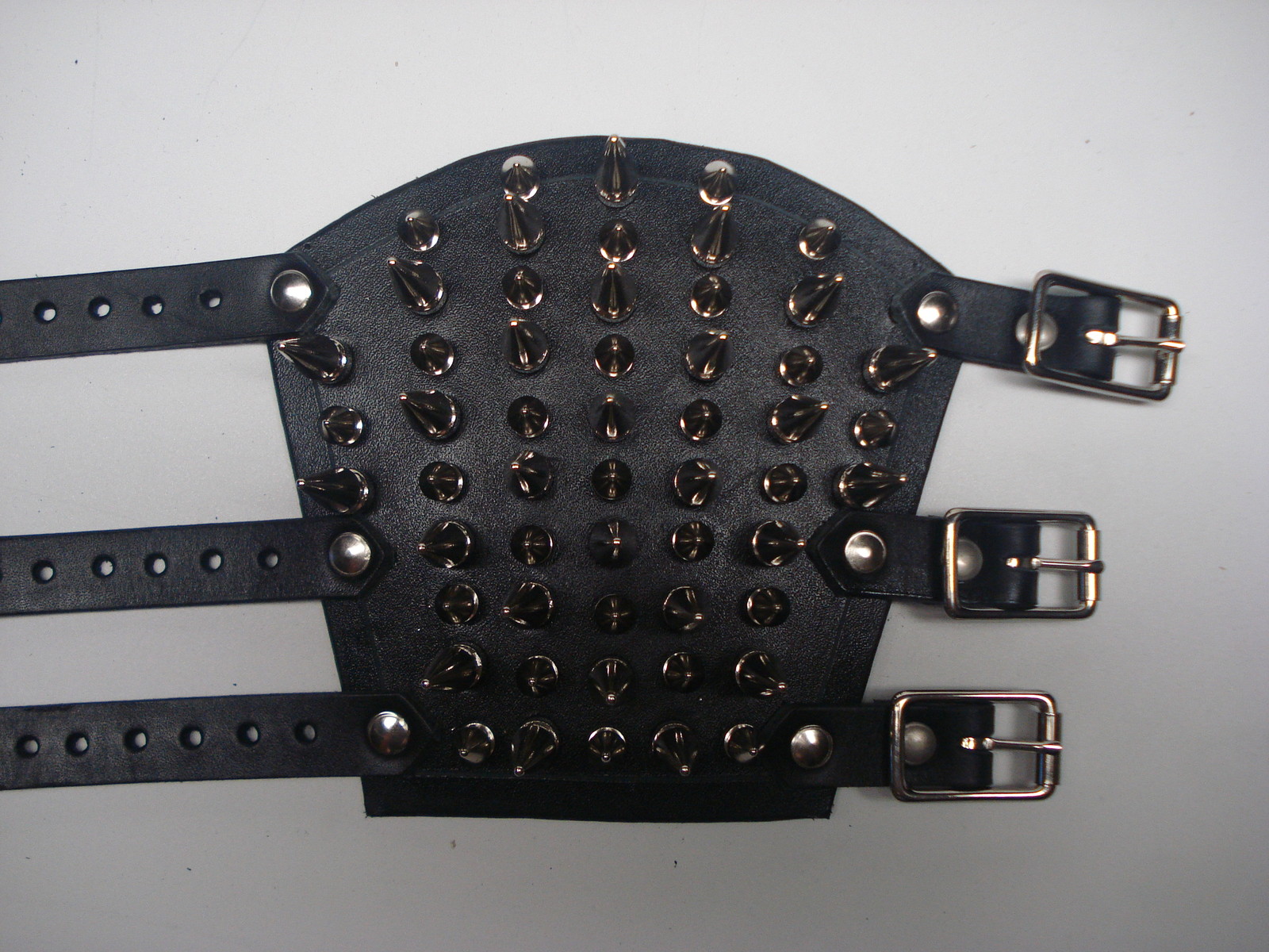 UNISEX BRACELET SMALL SIZE MIXED SPIKES.BLACK METAL. (MDLUB0267)……CONQUEROR