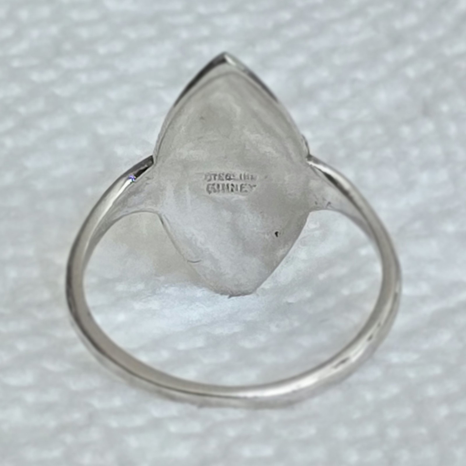AQUINAS COLLEGE GRAND RAPIDS MI LADIES RING, STERLING SILVER & ENAMEL, SIZE 8