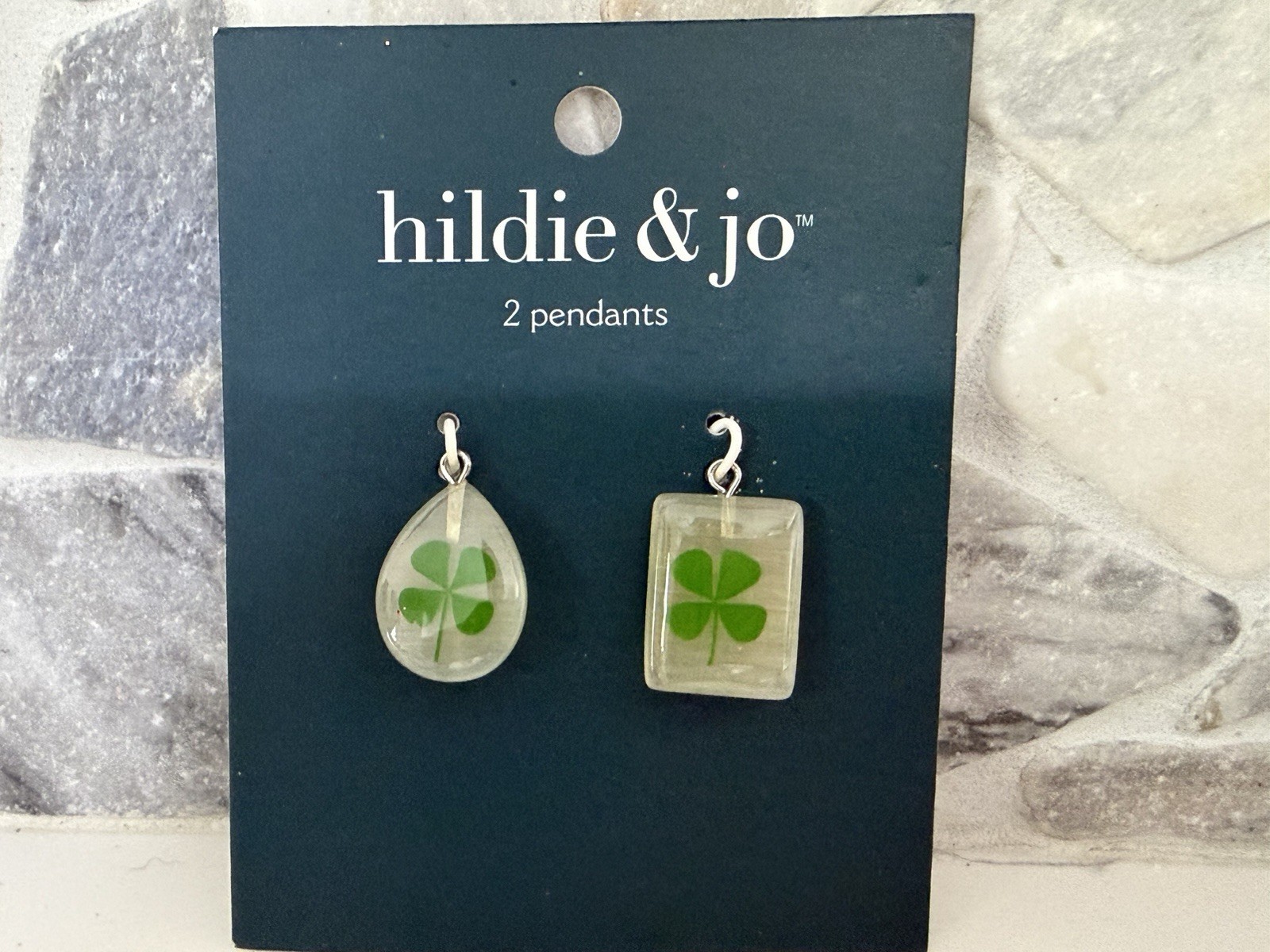 2 Packs (4 Pieces) Hildie & Jo 4 Leaf Clover Resin Pendants Oval And Square