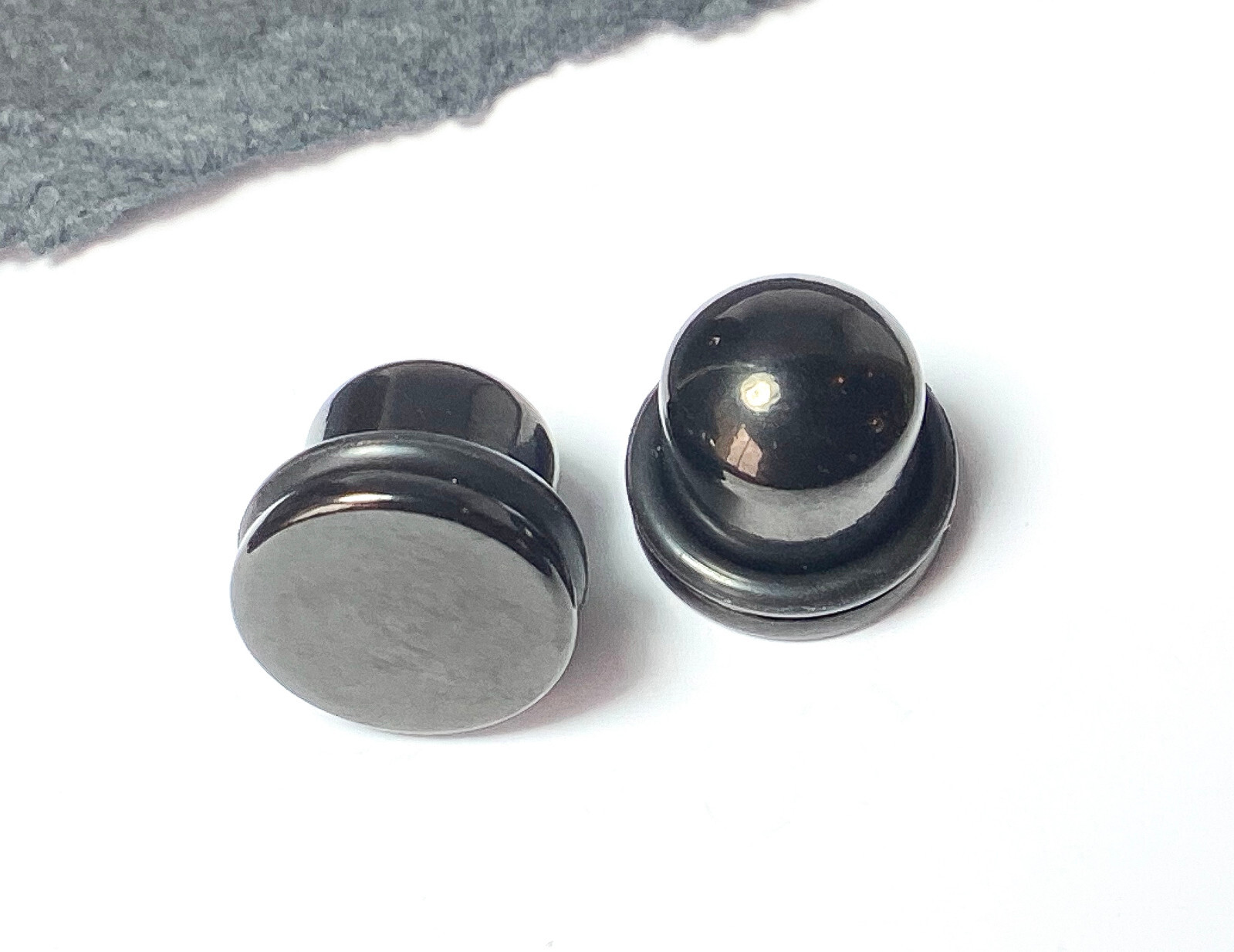 PAIR 316L Surgical Steel Black Flat Head Plugs Tunnels Gauges Body Jewelry