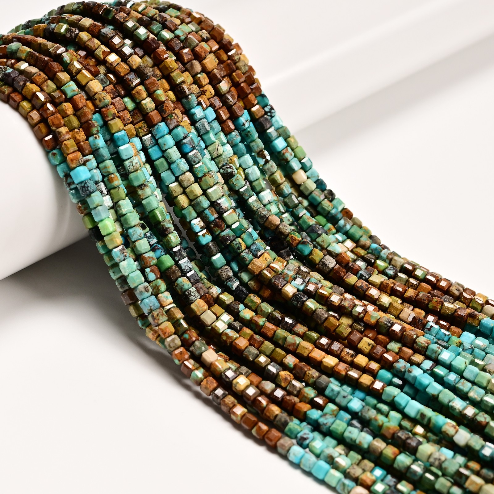 Gradient Natural Turquoise Faceted Cube Beads Size 3mm 15.5″ Strand