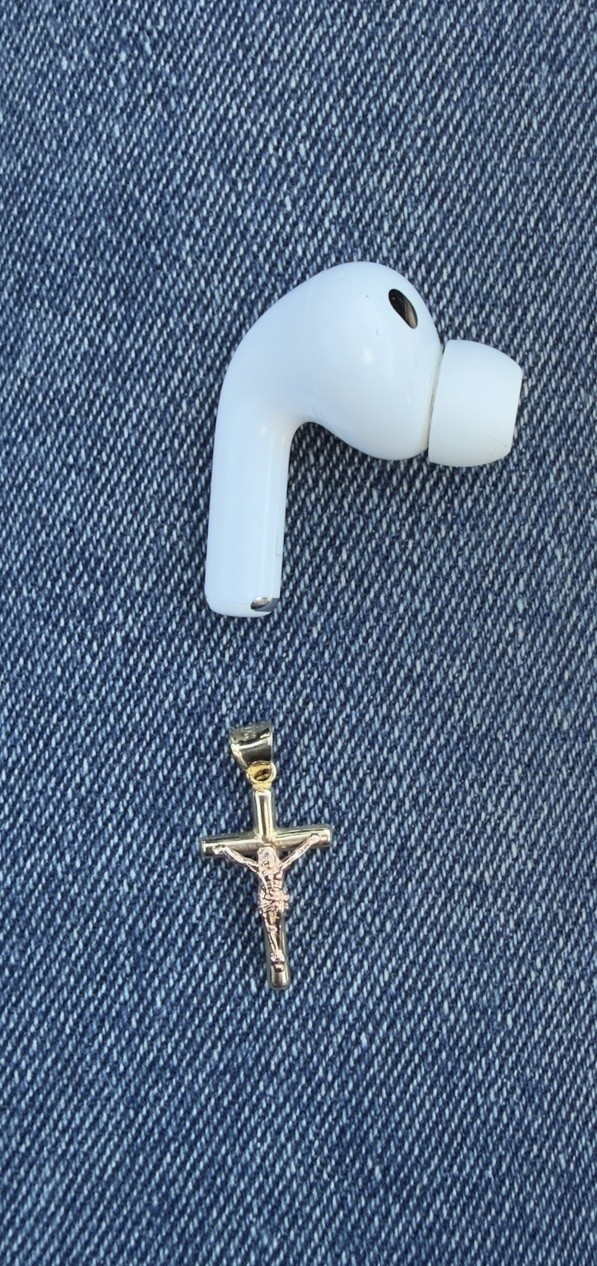 10k gold Pendant Jesus on Cross Tube Jesucristo en la cruz￼Oro 10K