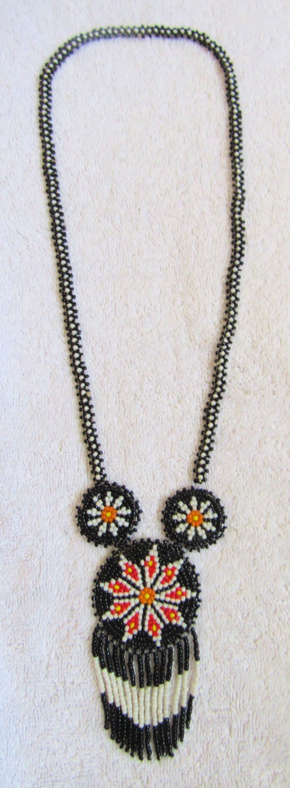 Vintage Beads Beaded Beadwork Design Sioux Indian 3 Medallion Pendant & Necklace
