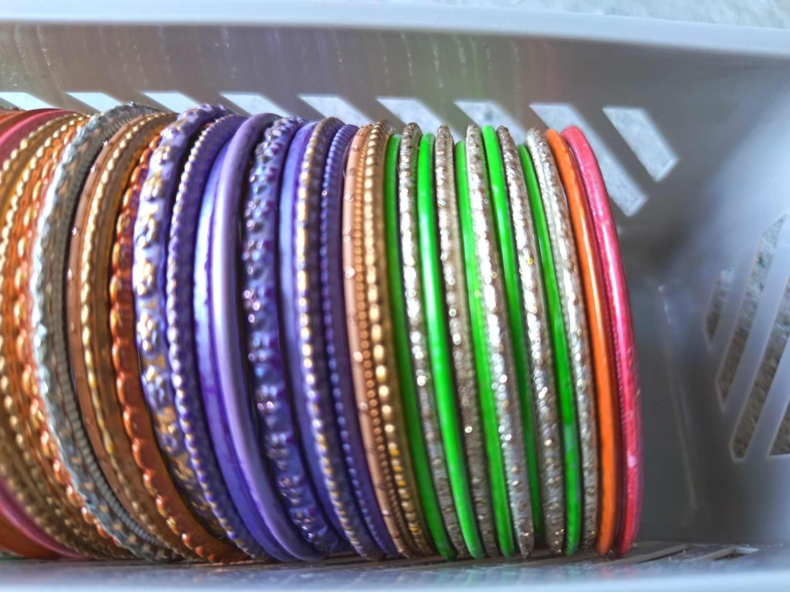 Job Lot of Traditional Indian Wedding Bridal Bangles Approx 80 No. 55-58mm WB-C