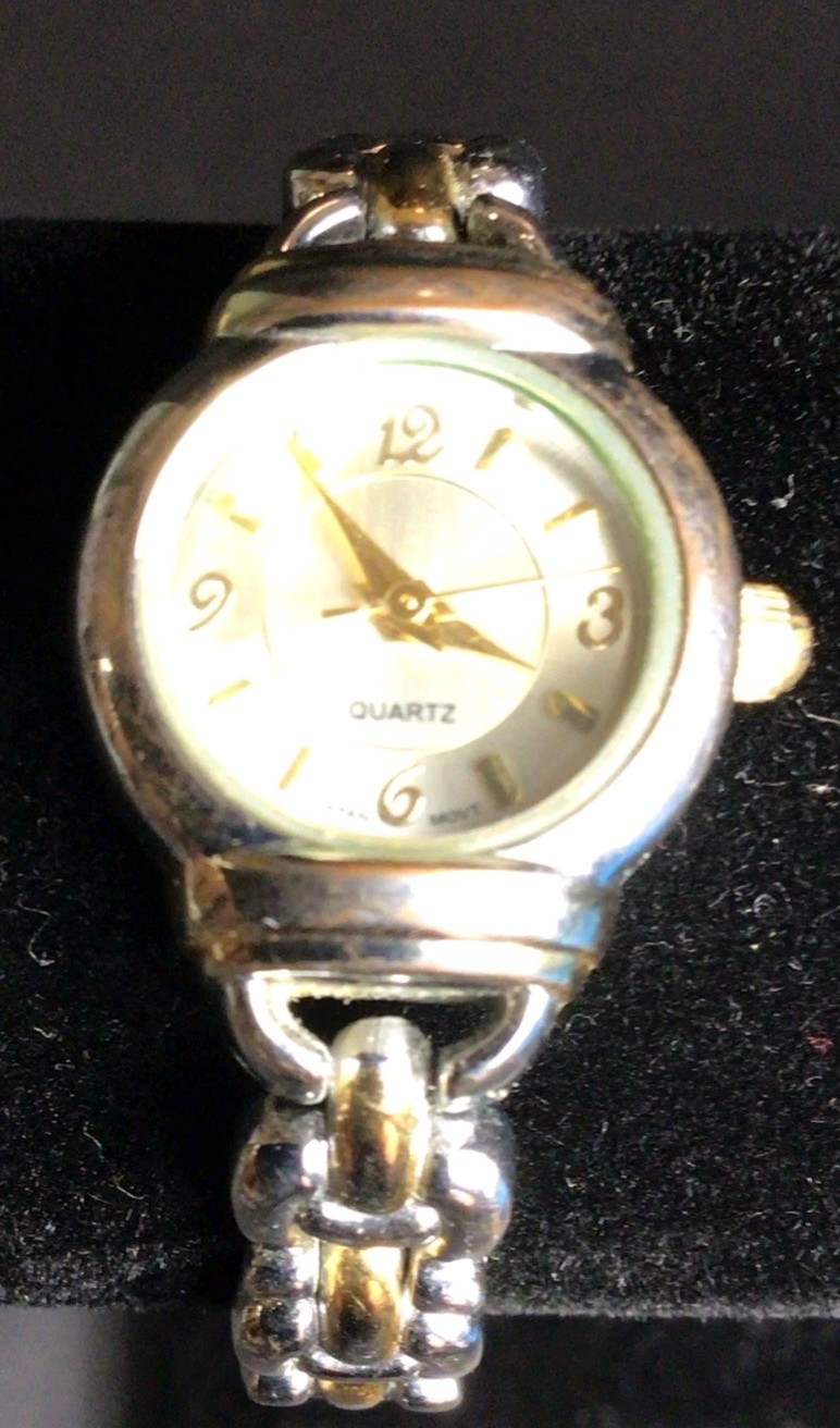 2 Tone Advance Ladies Quartz Wrist Watch Stainless Works New Battery