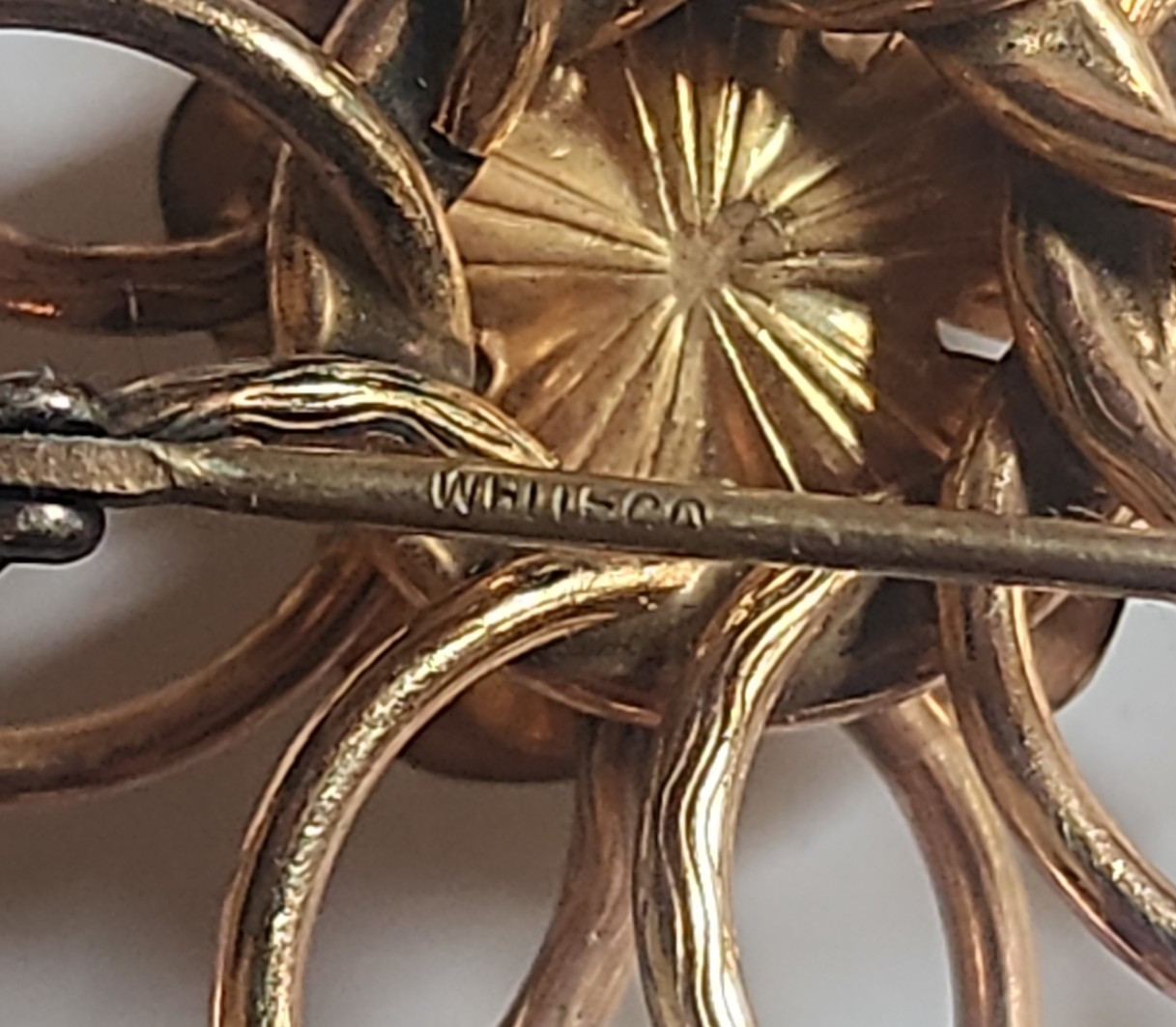 Vintage 1/20 10k Gold Filled Flower Brooch with Brilliant Blue Crystal Signed