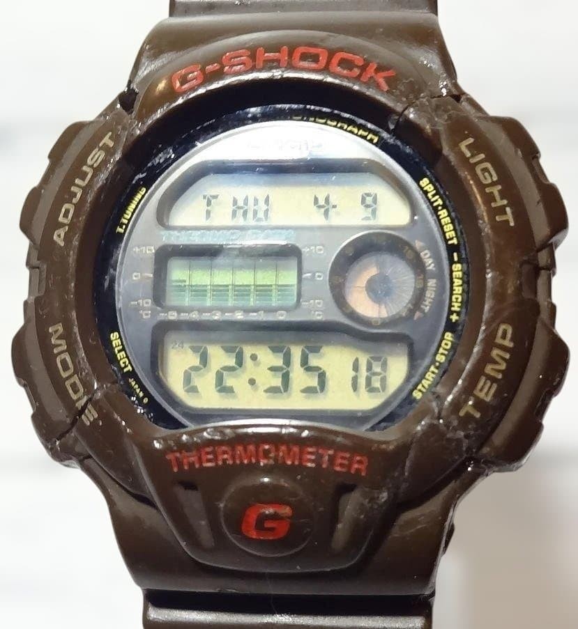 G-SHOCK with thermometer function, brand new battery, operation moderate: