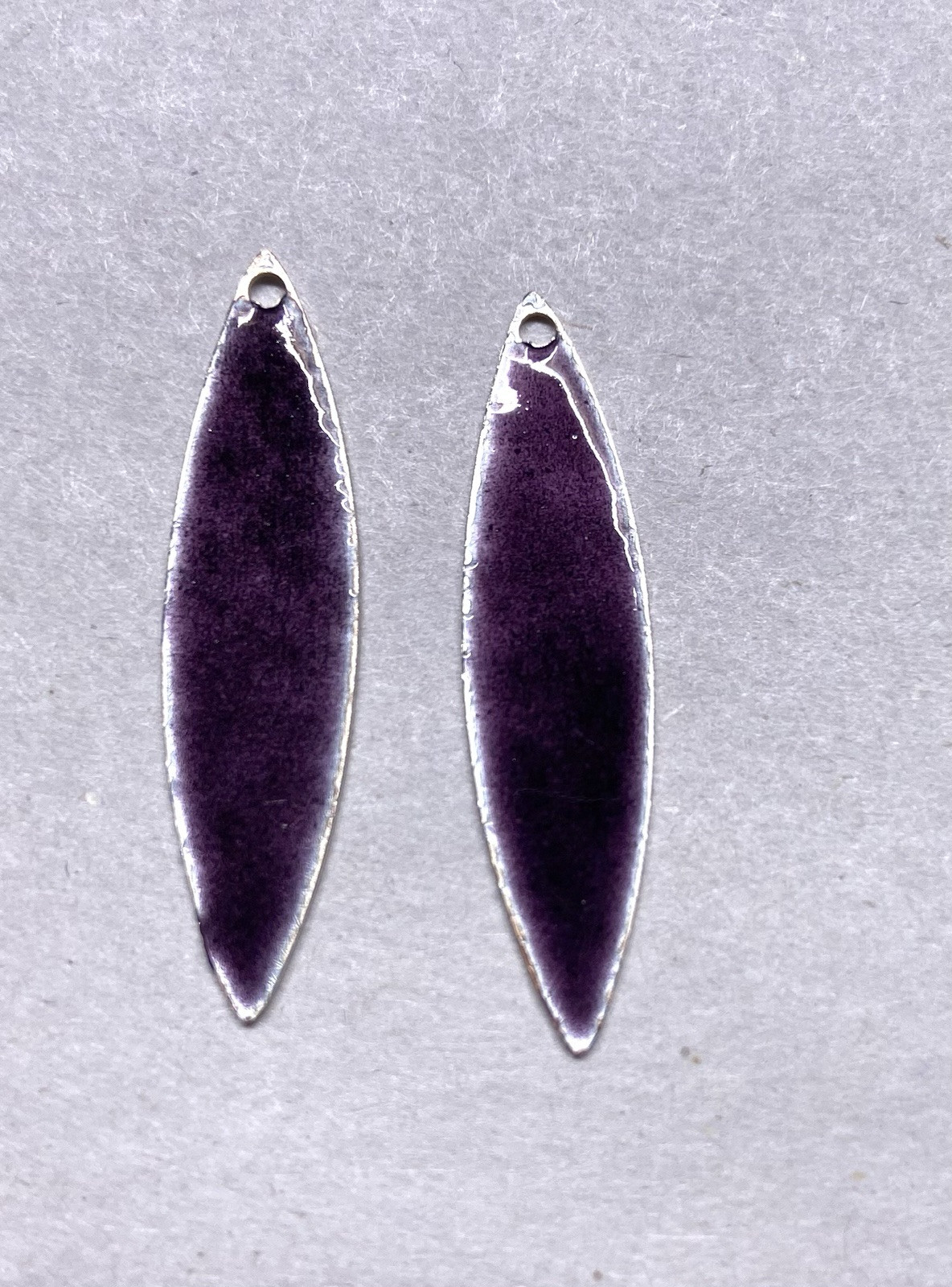 12x Vtg. Guilloche Enamel Sterling Silver- 1 1/4″ double pointed charm- purple