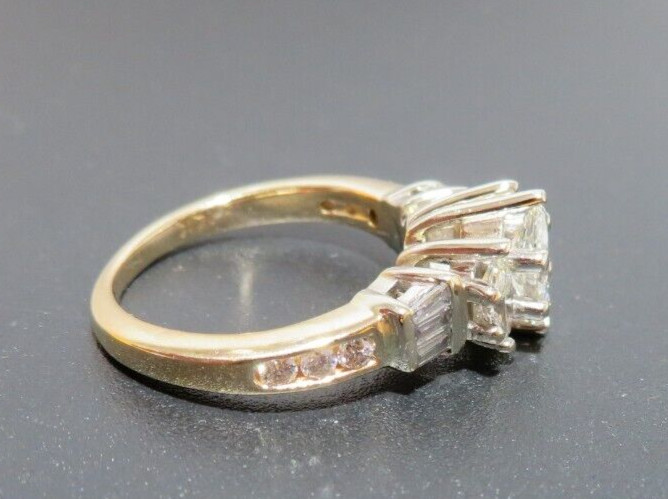 14K 2TONE MARQUISE DIAMOND ENGAGEMENT RING 1.00 tcw SZ 4.5 4.39 grams (G132902)