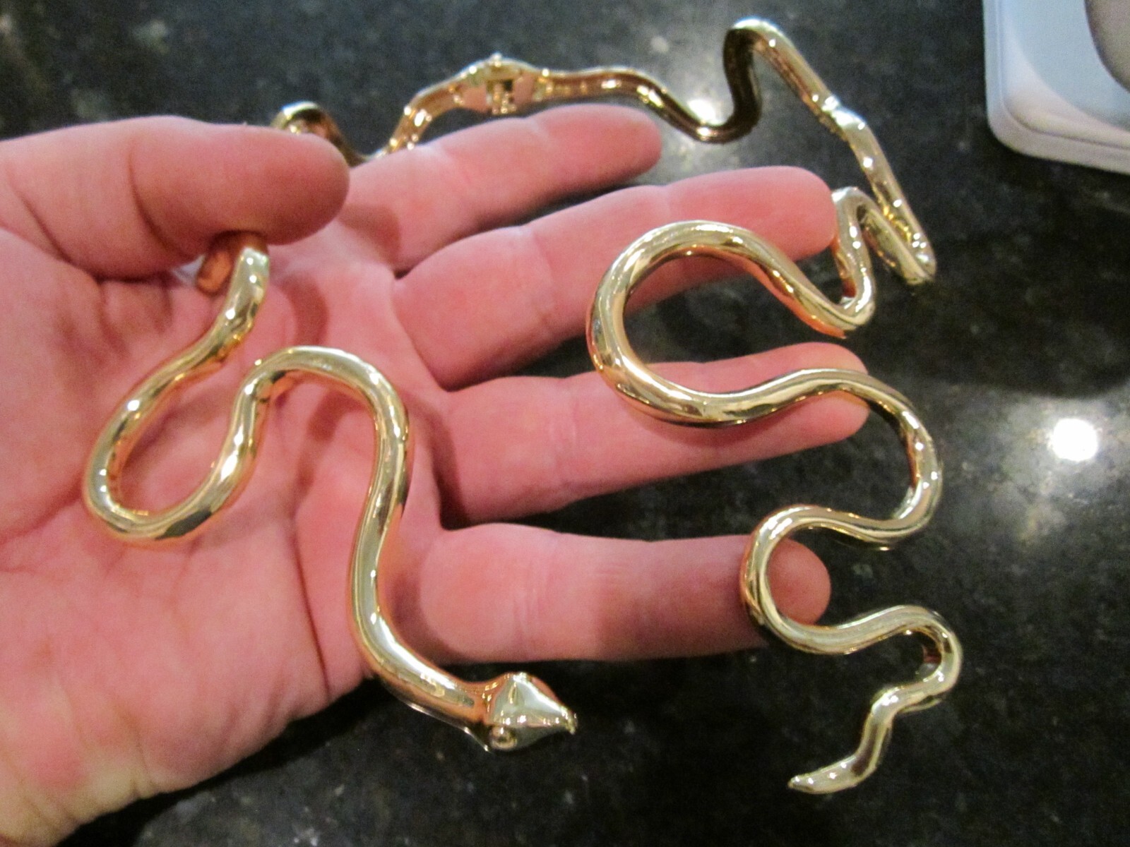 SNAKE COBRA NECKLACE GOLD TONE HEAVY STATEMENT PIECE 8″ X 5″ – 114g – GW-22B