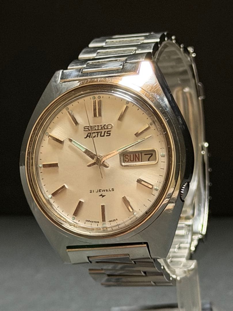 SEIKO Actus Automatic Day-Date 38mm Champagne White Dial Metal Bracelet Watch
