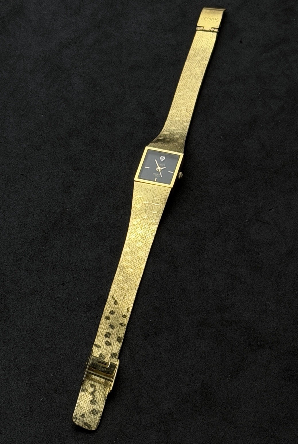Vtg 1989 BENRUS Tank Diamond Women’s 18mm Quartz Watch Gold Case Bracelet Black