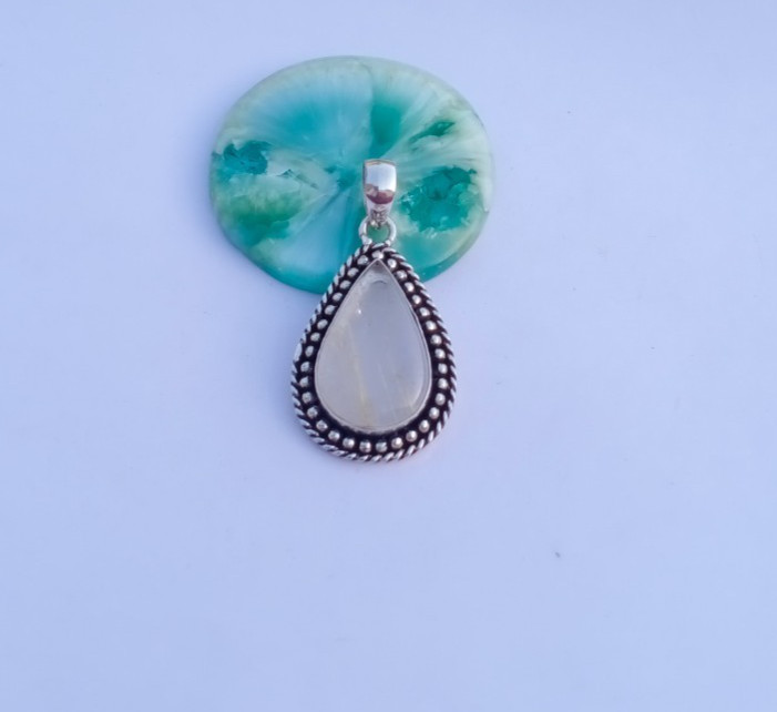 Beautiful Golden Rotile Gemstone 925 Sterling silver Handmade Jewelry For Women