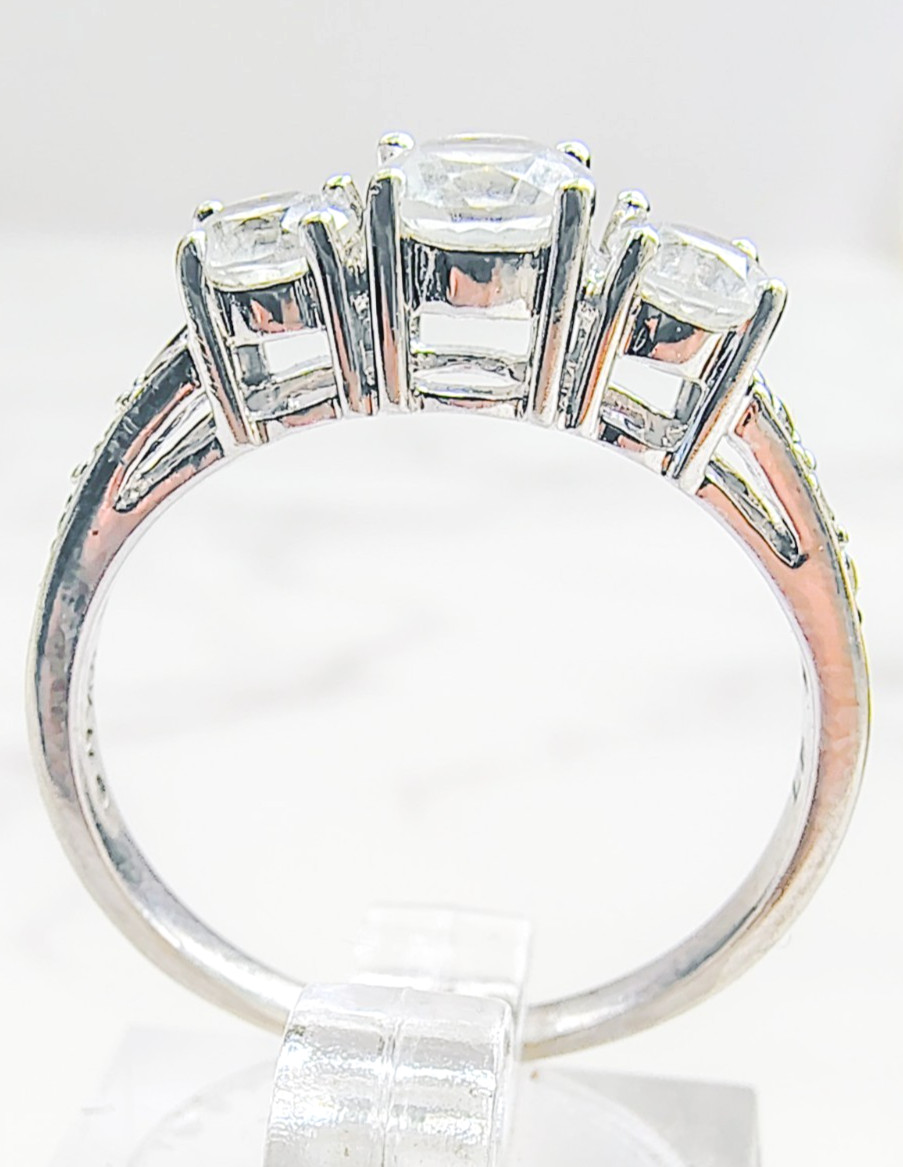 Andin 10K White Gold 1.00CT Diamond Ring • Size 8 • 9 Diamonds • 2.58g