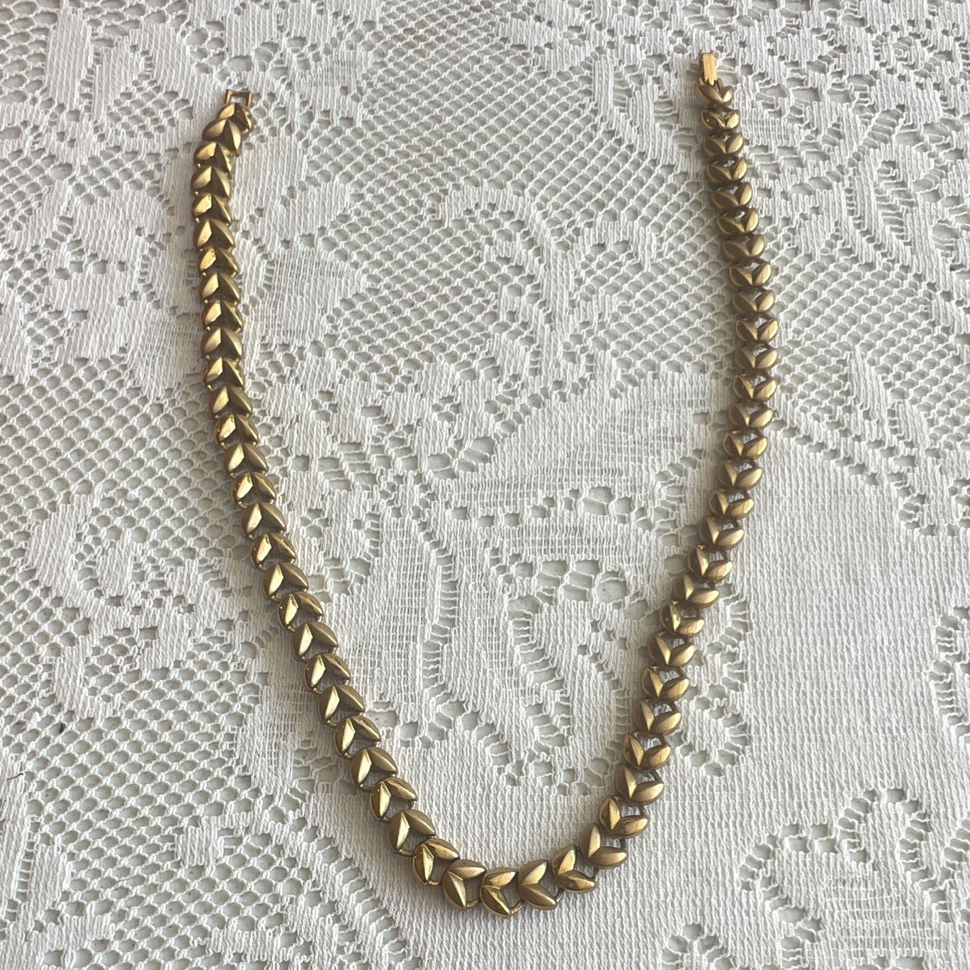 Gold Tone Metal Curb Link Chain Style Necklace, Chain Necklace Type, No Stone