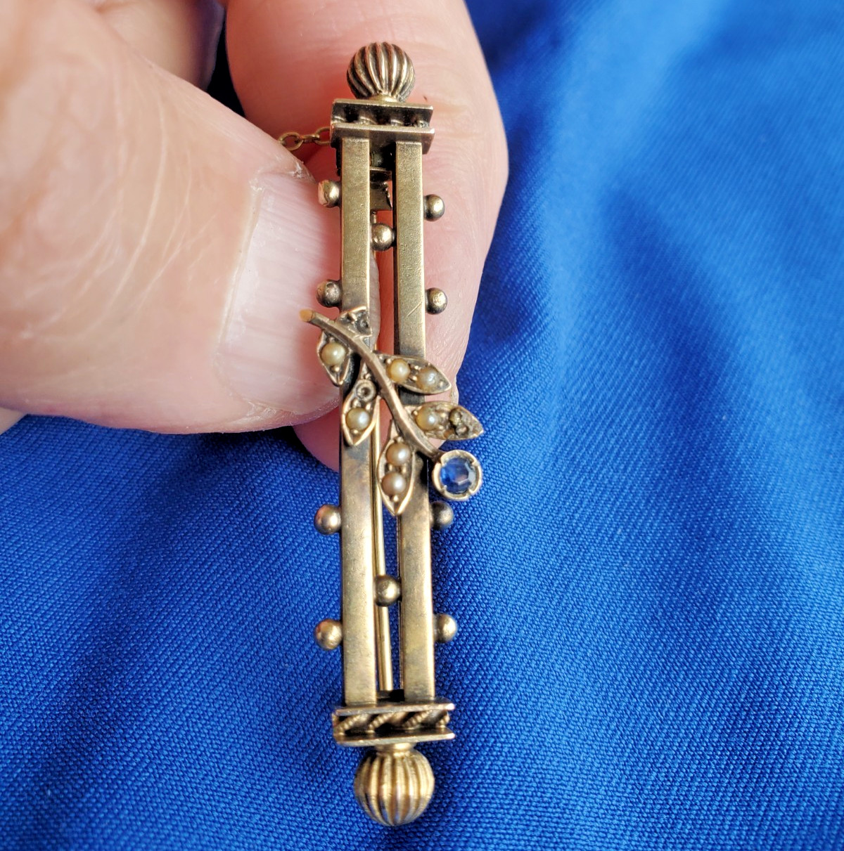 Original VICTORIAN SAPPHIRE PEARL Deco BROOCH 9K GOLD 4.2 GRAMS 2″ INCH Vintage