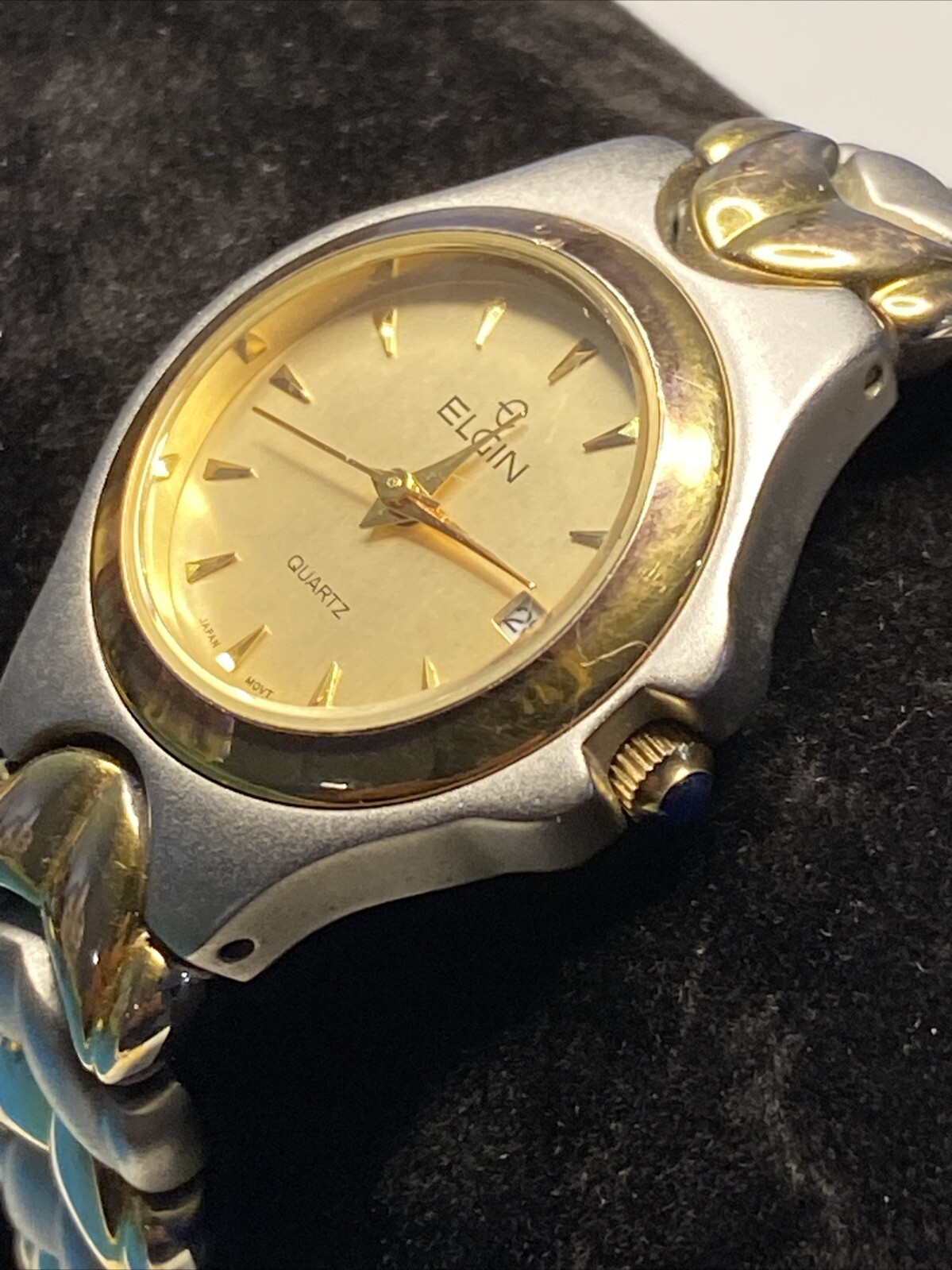 Nice Ladies Dual Tone Elgin EM885 Analog Watch With Date Feature New Battery