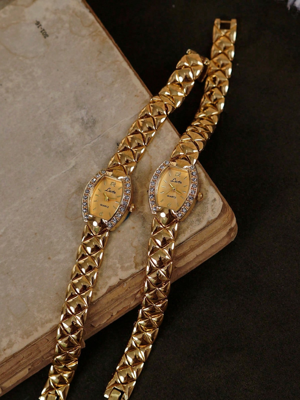 Gold French Vintage Style Unique Dainty Women’s Wrist Watch Trendy Cute Gift