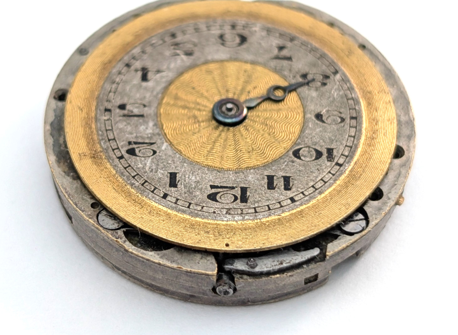 GIRARD 15j Art Deco Textured Dial Ladies 24mm Swiss Watch Movement PARTS REPAIR