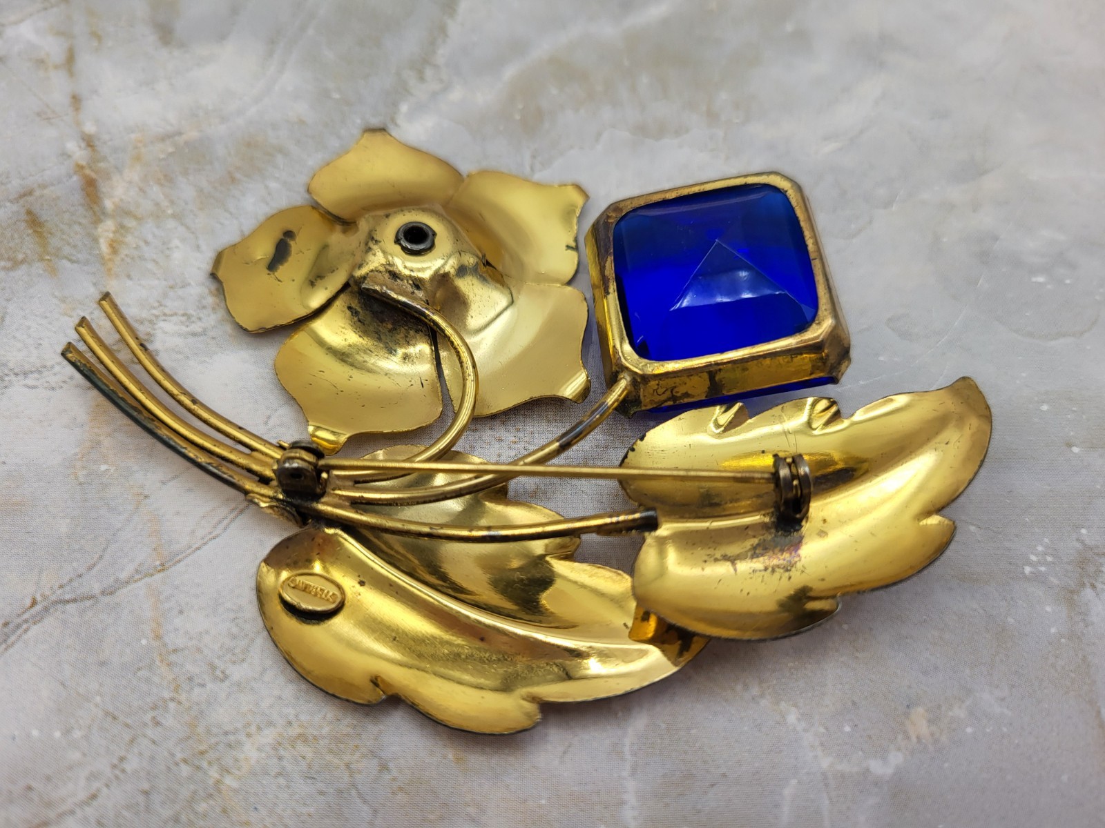 VTG Large Floral Brooch Sterling Silver w/ Gold Tone Finish Blue Glass Stone