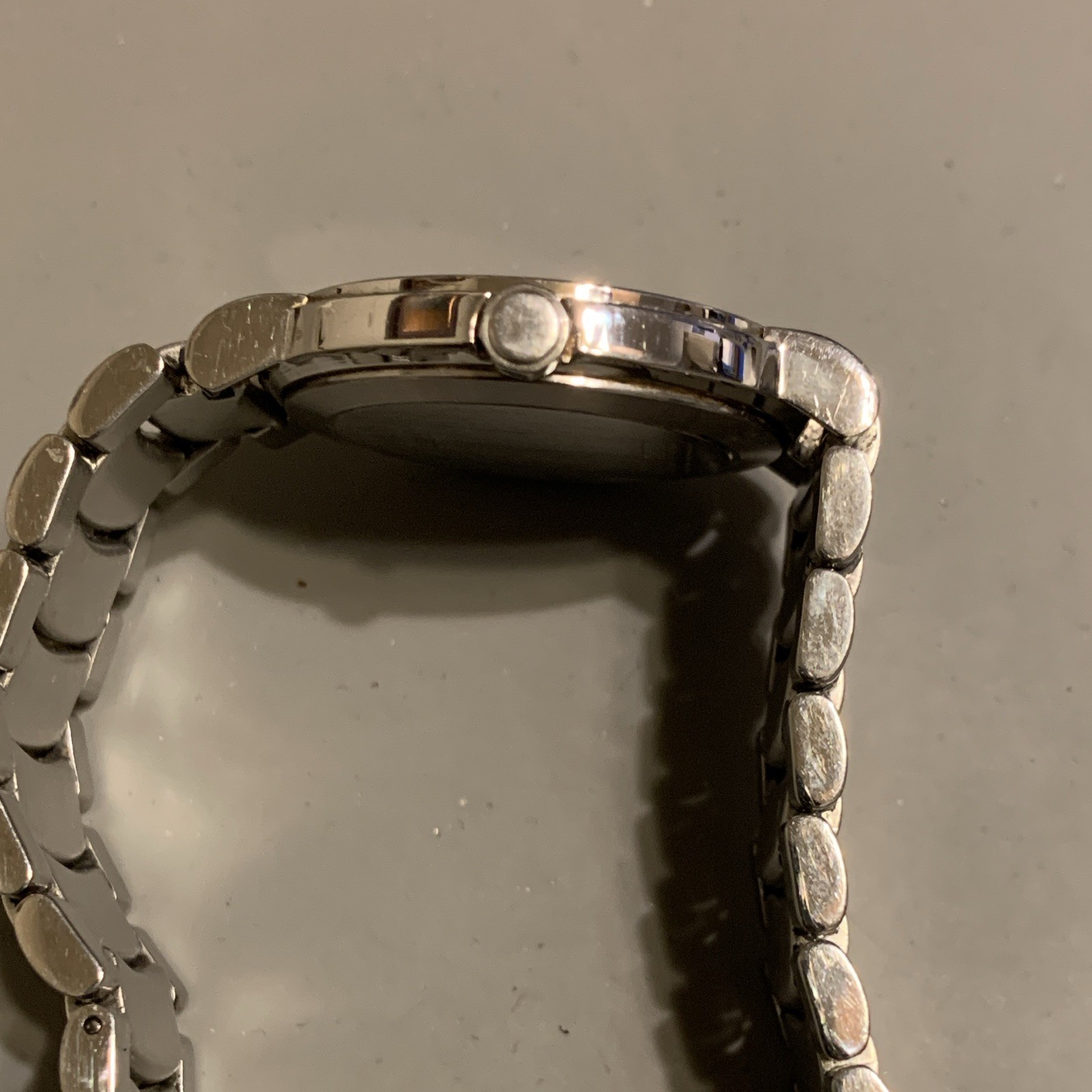 Coach W516 Women’s Swiss Quartz Watch White Dial Silver Steel Bracelet 30m