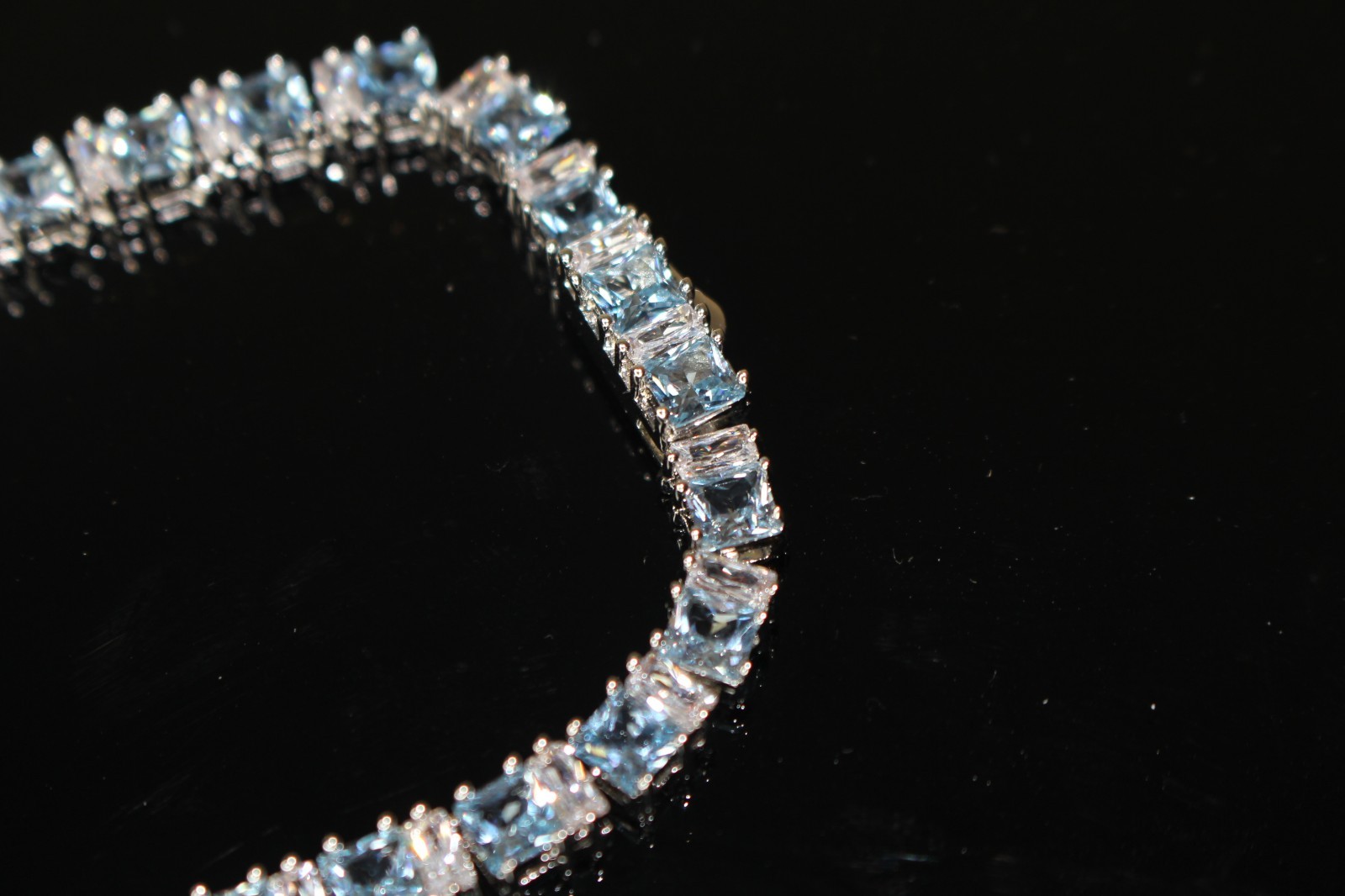 4mm True Blue Tennis Chain Necklace 85ctw BAGUETTE Lab Sim VVS1 Diamond Sapphire