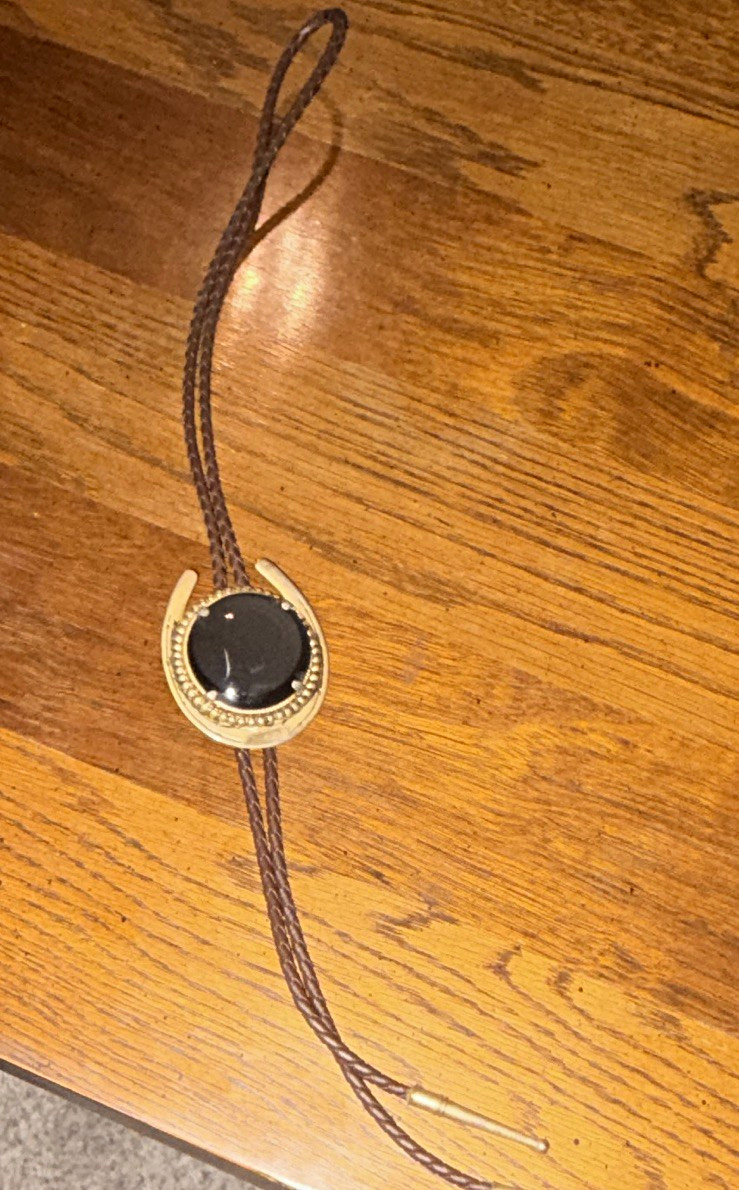 Men’s vintage Western Horseshoe Bolo Tie with natural black onyx pendant