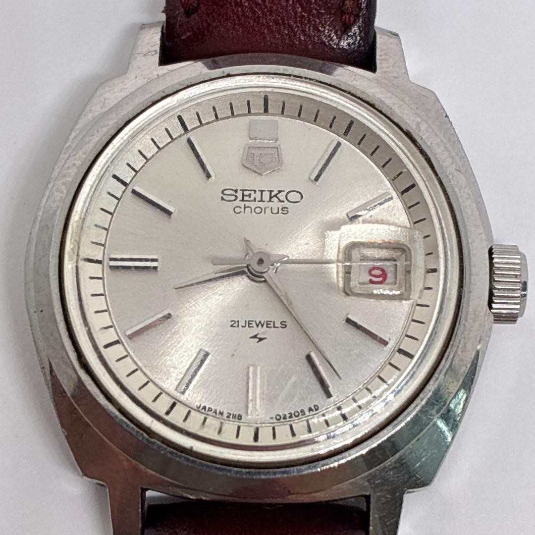 Excellent condition, working Seiko ladies’ vintage hand-wound watch with 21