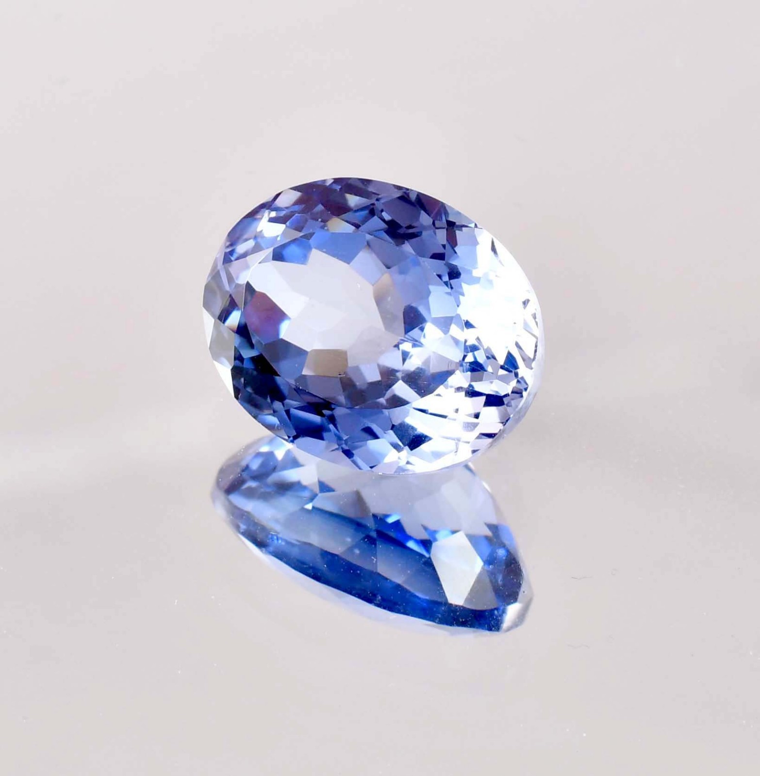 AAA+ Flawless Natural Ceylon Blue Sapphire GIT Certified Gem, All Size Available