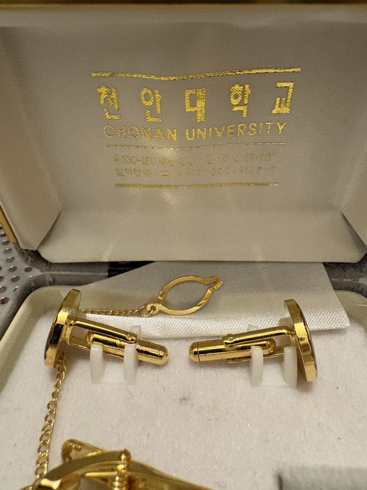 Chonan Baekseok University Republic of South Korea Cuff Link & Tie Clip Set