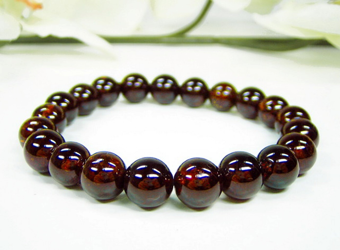 Healing Stone Bracelet from Gemstone Garnet in Ball Shape Ø-10 mm