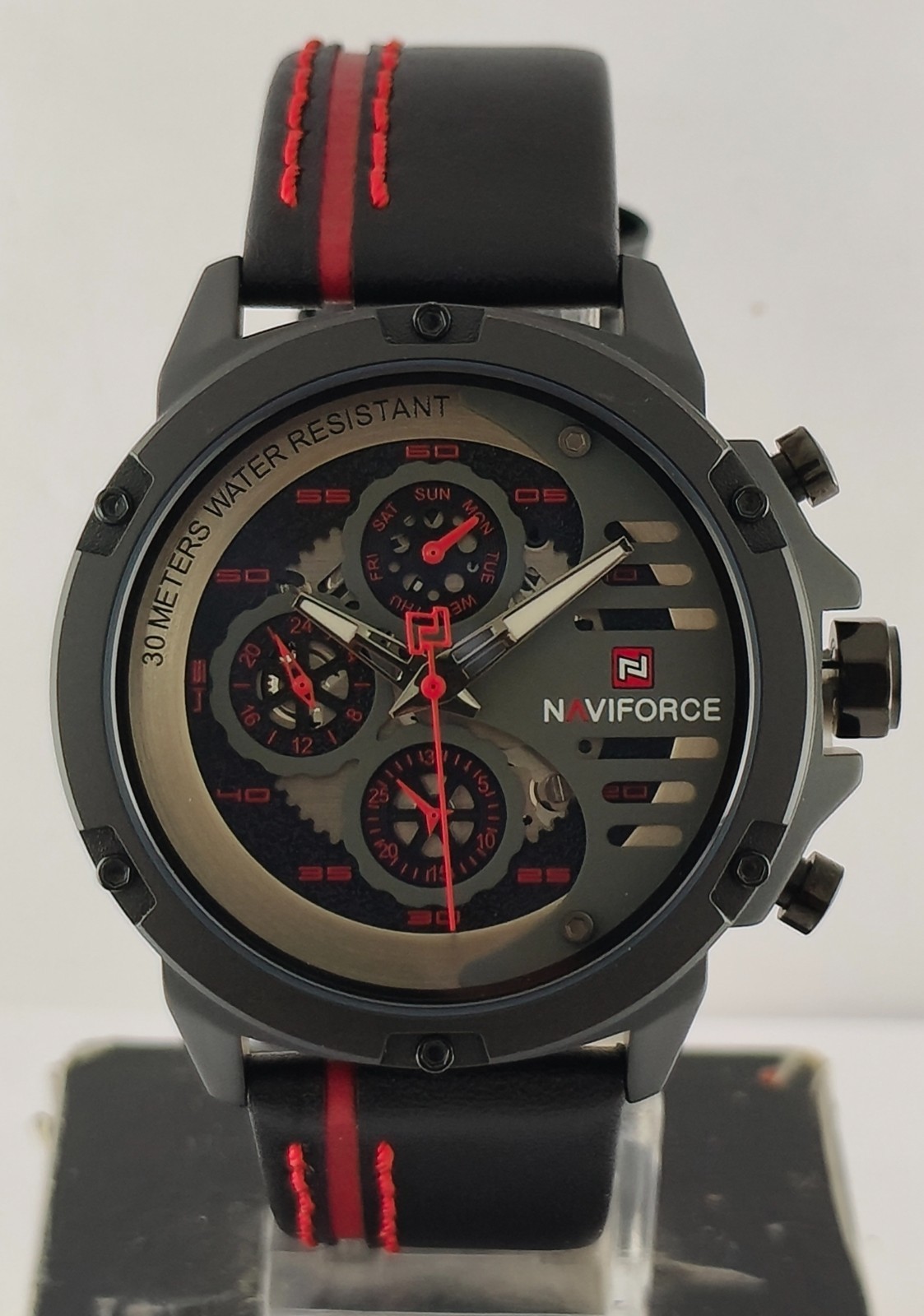 Naviforce Quartz Chronograph Grey Dial Date & Day Great Working Men Wristwatch