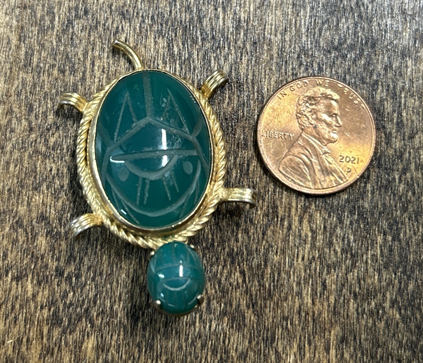 Turtle Brooch Gold Filled (120 12KT) Burt Cassell Green Stone