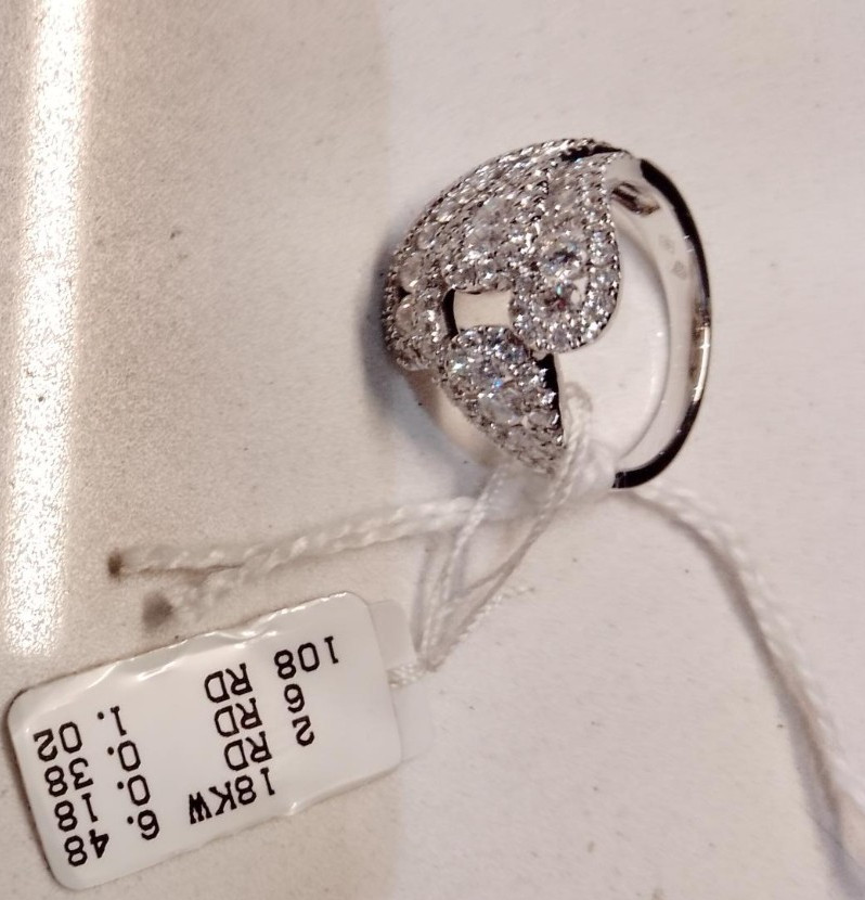 18k White Gold Diamond Ring. TDW 1.58ct. Claster Dress ring. M size. New/tag/box