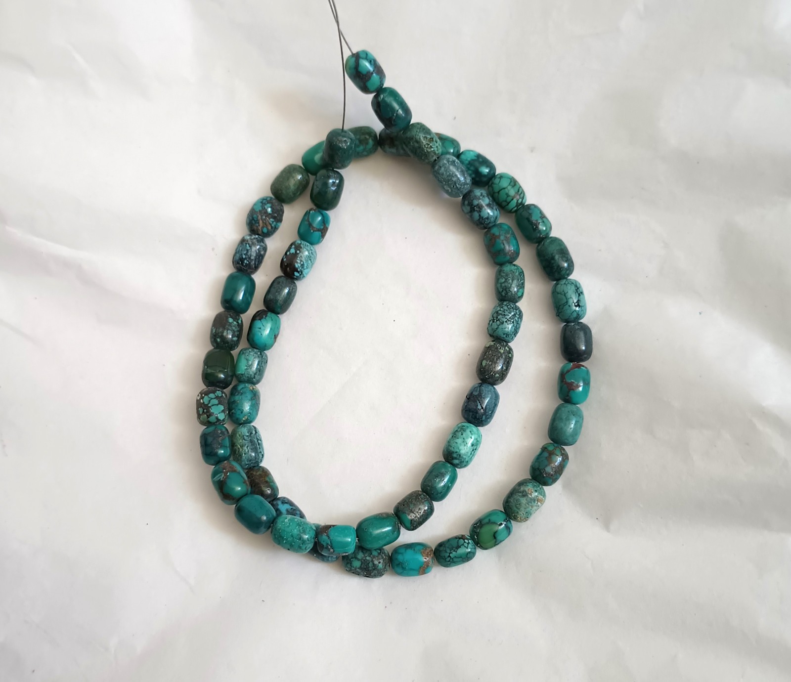 OLD STOCK HI-GRADE HUBEI TURQUOISE 6 x 7-8MM BARREL BEADS – 17.75″ – 3649e