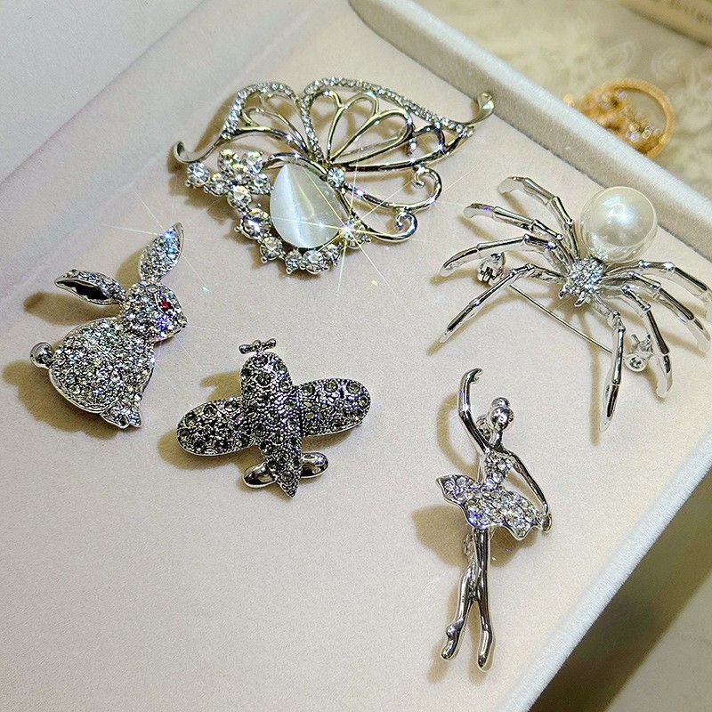 Bulk 12pcs Mix Crystal CZ Pearl Floral Brooches Lot Random Wedding Gift Jewelry