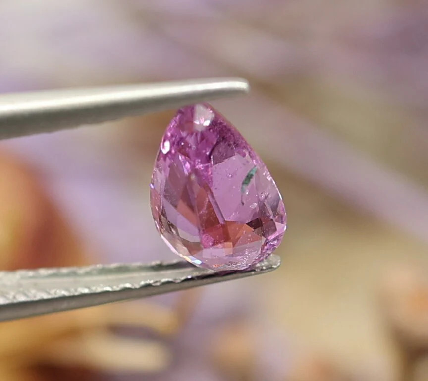 Natural Sapphire, 1.11 carat